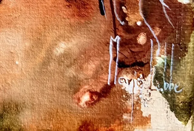 Detail van Coalescence: de witte signatuur van Marjo Lebbe in de benedenhoek