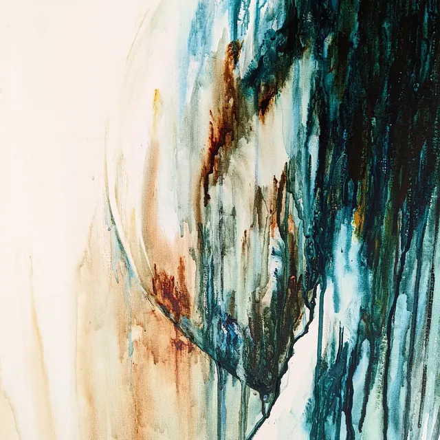 Detail of Elderflower: the line of the back, rust and petrol washes running downward