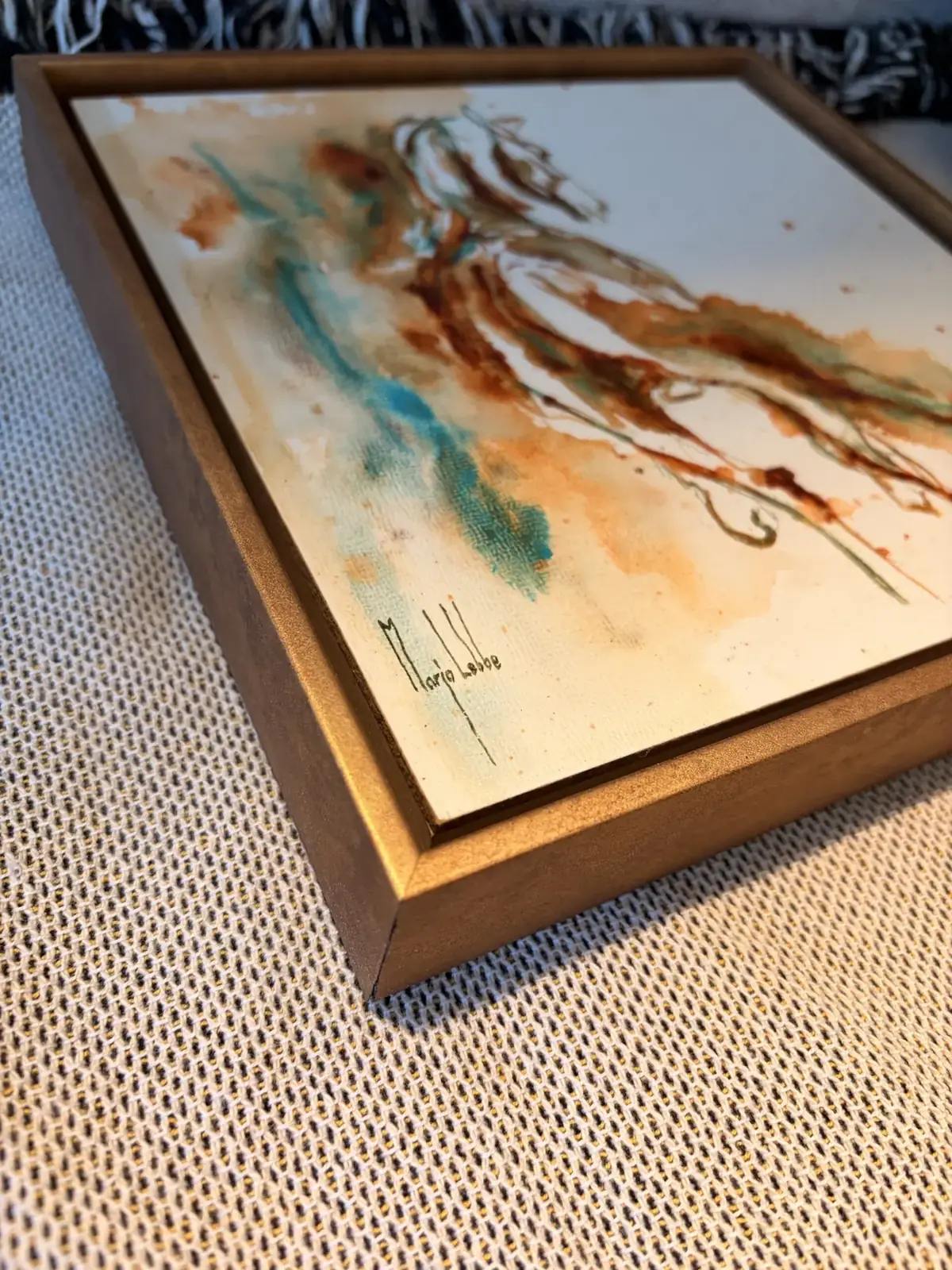 Out of his sight, 20 × 20 cm: from an angle, showing the depth of the frame